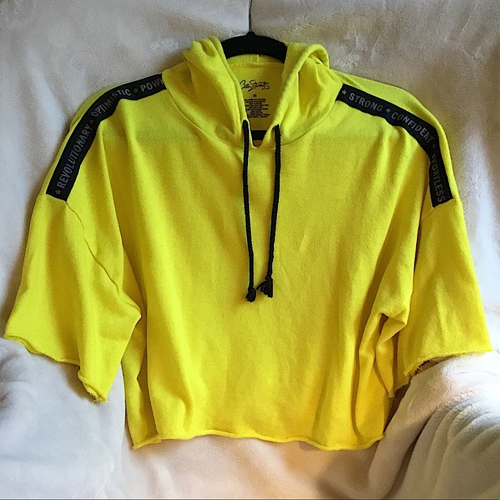 Cropped sweatshirt by City Streets, NWOT SIZE XS